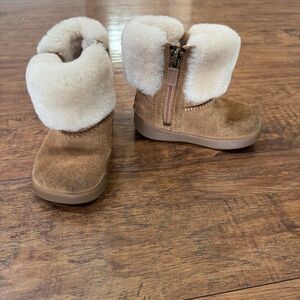 **last chance!** UGG Ramona Boot